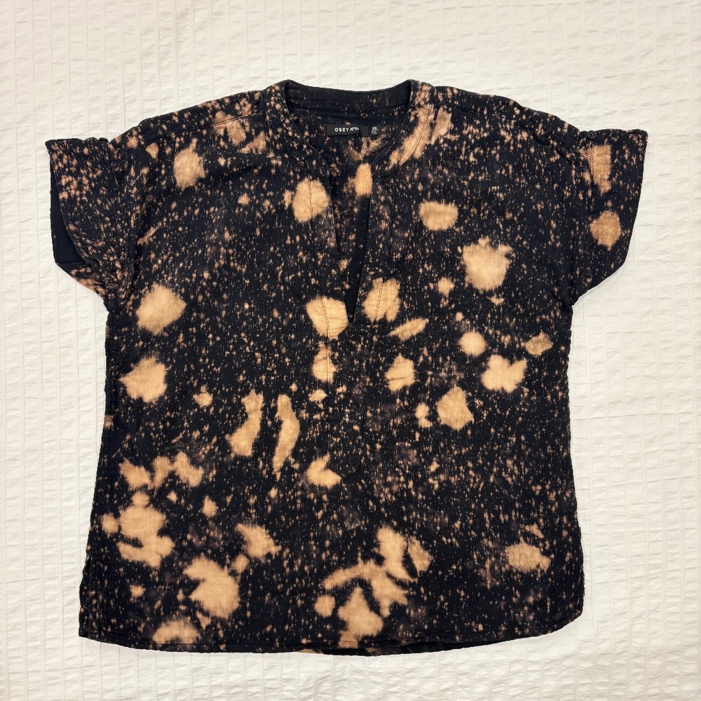 Obey Clothing Black Bleached T-shirt XS